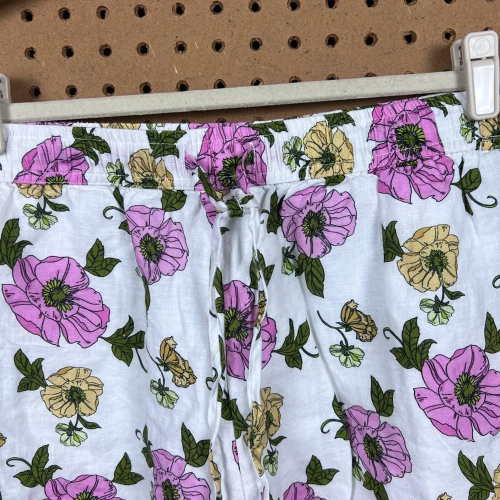 Vineyard‎ Vines Linen Shorts with Pink and Green Floral Pattern Size Medium
